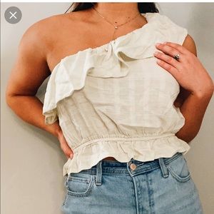 Size large American Eagle one sleeve top